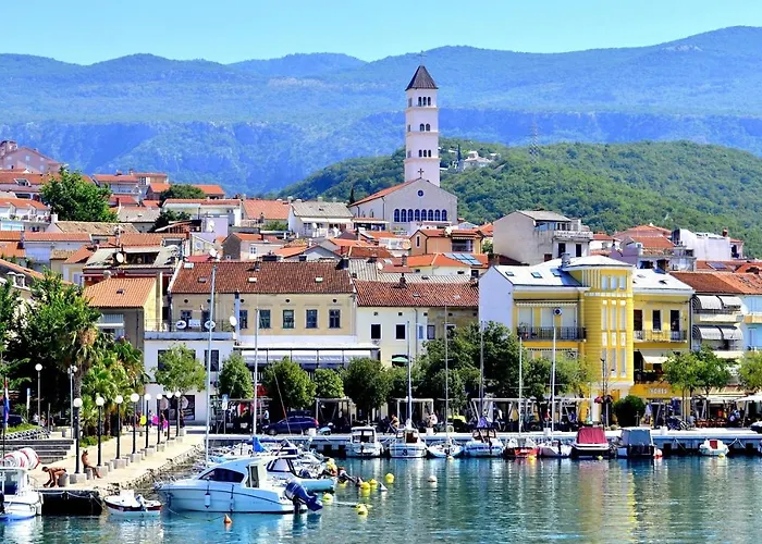 With Parking Space - 19683 Crikvenica