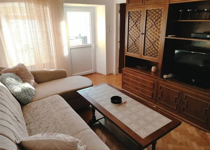 Appartement With Parking Space - 19683 Crikvenica